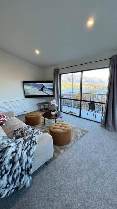 Lakeview Home Retreat At Queenstown Hill 外观 照片