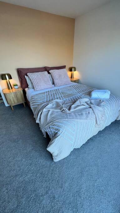 Lakeview Home Retreat At Queenstown Hill 外观 照片